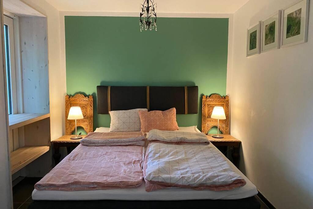 Oak Cottage Near Ronne & Beach Екстериор снимка
