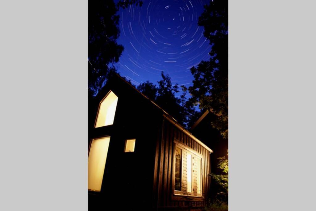 Oak Cottage Near Ronne & Beach Екстериор снимка